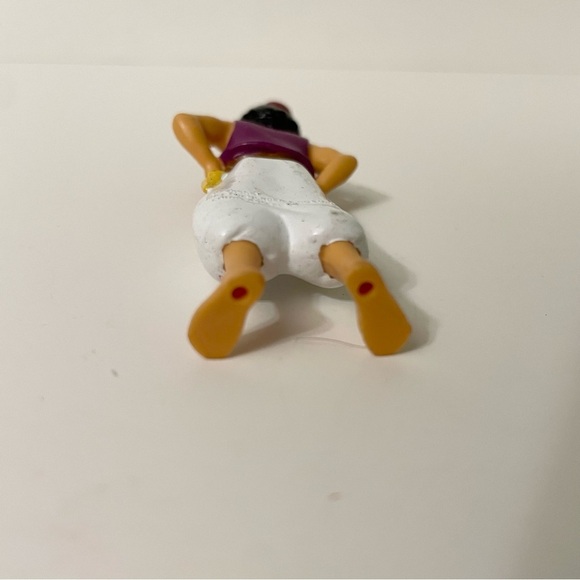 Lot of 2 Aladdin Toys Aladdin and Abu Monkey Figures - Picture 9 of 15